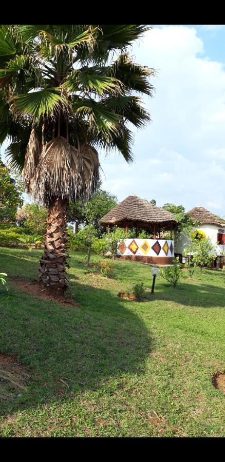 فندق Nena House Rusatira الغرفة الصورة